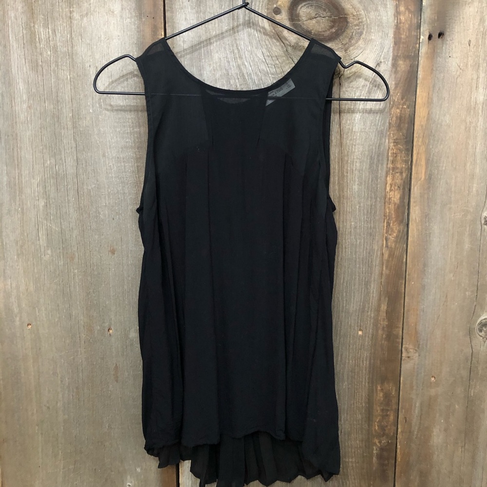 Abercrombie & Fitch Semi Sheer Flowy Tank in Black Size Small